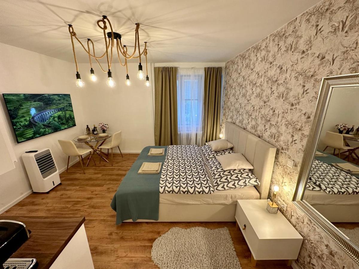 Castle Hill Apt In Old Town Of Bratislava With Free Parking Exteriör bild